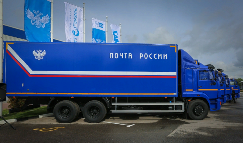 доставка почты грузовиками с автономной системой управления